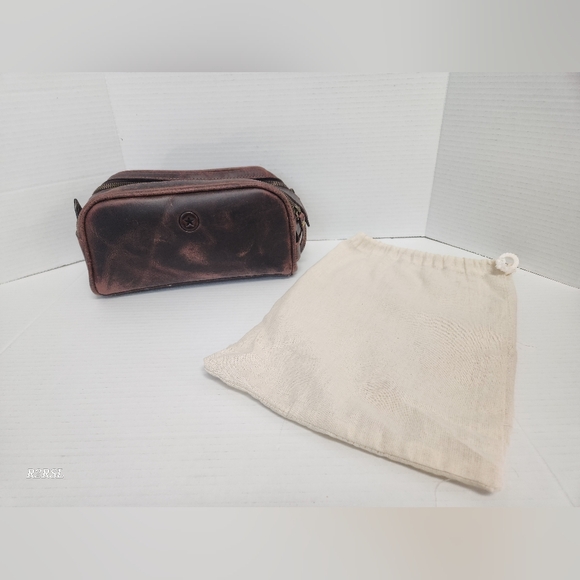 Aaron Leather Goods Toiletry Bag Walnut Brown w/ Duster bag  NWOT - Picture 1 of 9
